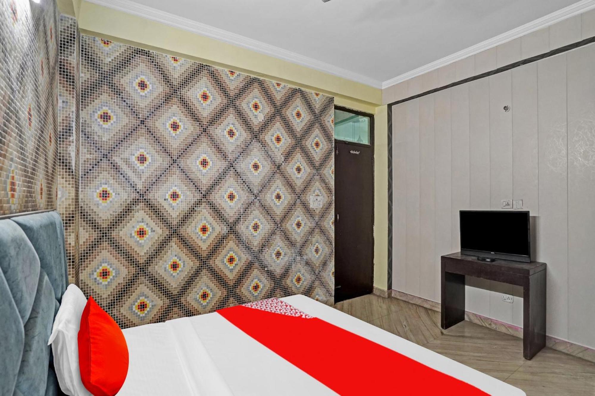 נוידה Hotel O Park View מראה חיצוני תמונה